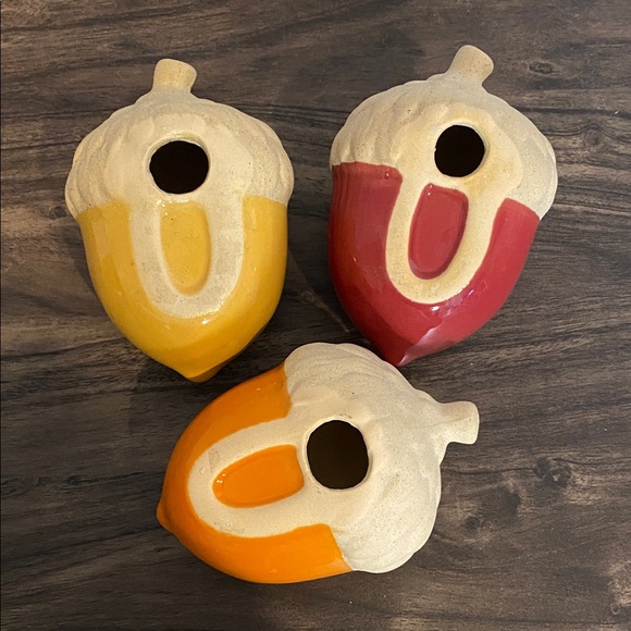 Colorful Ceramic Acorn Decor Set (3). Orange, Red & Yellow. - Picture 6 of 10
